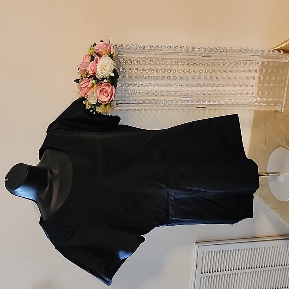 WOMEN'S SHAPE FX TOP